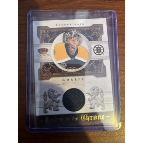 2010-11 Panini Crown Royale Tuukka Rask
