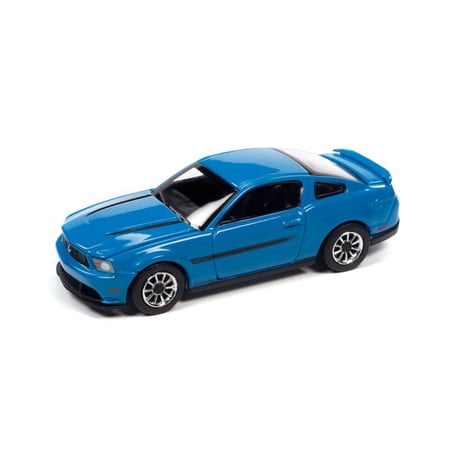 2012 Ford Mustang GT/CS, Blue - Auto World AWSP112/24A - 1/64 Scale Diecast Model Car