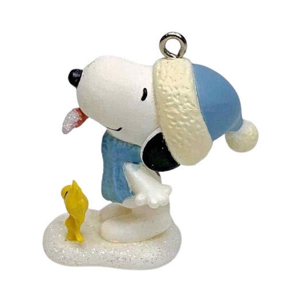 2013 Winter Fun with (SNOOPY) Hallmark Keepsake Christmas Tree Ornament - QXM8505