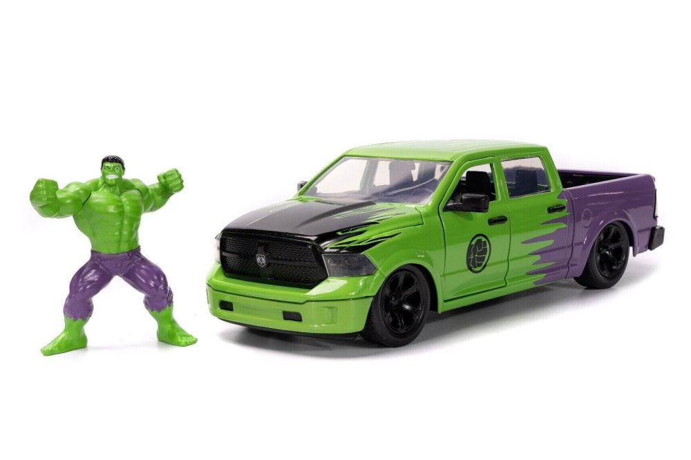 2014 Dodge Ram 1500 Pickup w/ Hulk Figure, Marvel Comics
