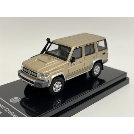 2014 Toyota Land Cruiser 76 Vintage Gold RHD 1:64 Scale Paragon 65314