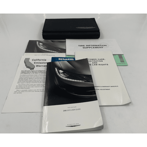 2015 Chrysler 300 Owners Manual Handbook Set with Case OEM B01B40034