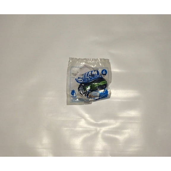 2015 Mcdonalds Happy Meal Team Hot Wheel #6 Green New