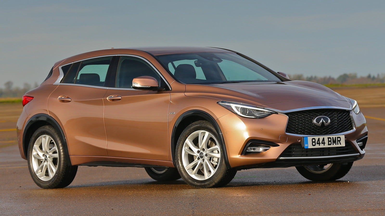 2016 Infiniti Q30 UK - 24x36 Inch Glossy Laminated Poster - Stunning