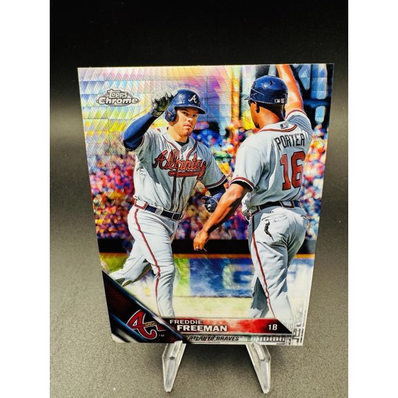 2016 Topps Chrome Prism Refractor #10 Freddie Freeman Atlanta Braves Baseball Card