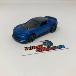 2017 Chevy Camaro ZL1 * 1:64 Scale Diecast Model Diorama * F2690