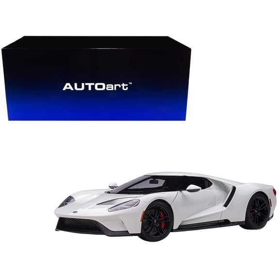 2017 Ford GT Frozen White 1/18 Model Car by Autoart