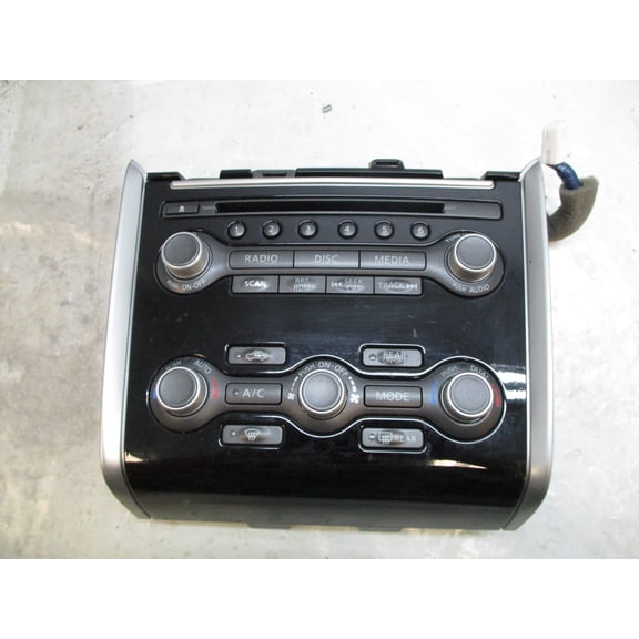 Pre-Owned 2017 Nissan Pathfinder Climate Heater AC & Radio Control Panel OEM 9PJ1B LKQ - Verify Specific Vehicle Fitment In Description - (Good)