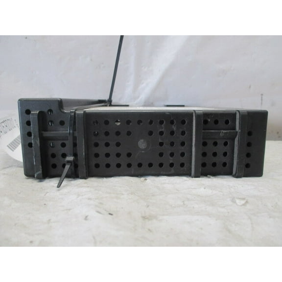 Pre-Owned 2018 2019 2020 221 Chevrolet Traverse AM FM Radio Receiver OEM - Verify Specific Vehicle Fitment In Description - (Good)