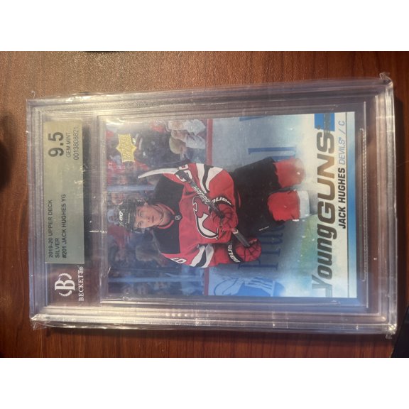2019-20 Upper Deck Jack Hughes YG #201 Silver Foil Young Guns Short Print Rookie BGS 9.5