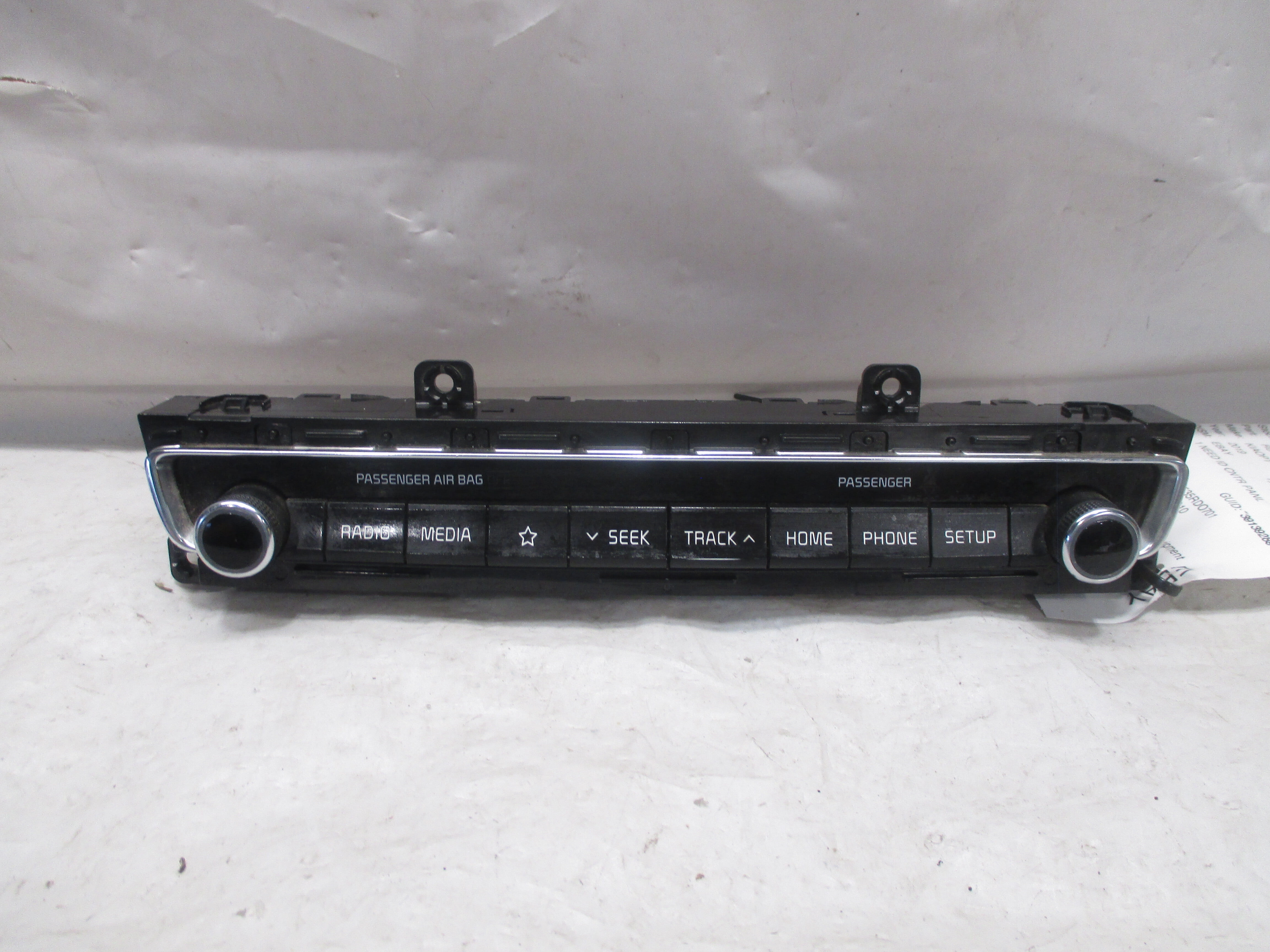 Pre-Owned 2019 2020 Kia Optima Radio Control Panel OEM - Verify Specific Vehicle Fitment In Description - (Good)