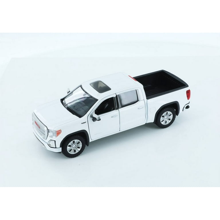 2019 GMC Sierra 1500 Denali Crew Cab Pickup Truck, White