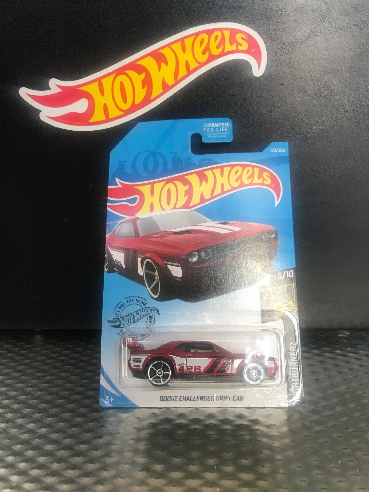 2019 hot wheels dodge challenger drift car