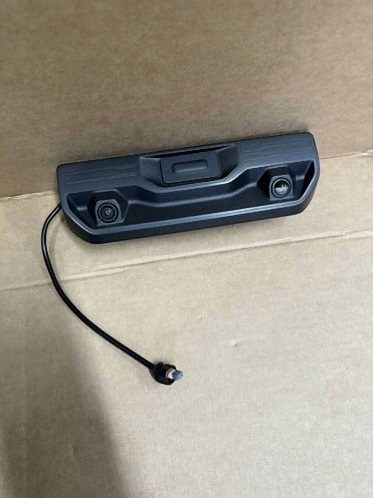 2020-2023 Chevrolet Silverado Tailgate Latch Handle with Camera OEM NEW ...