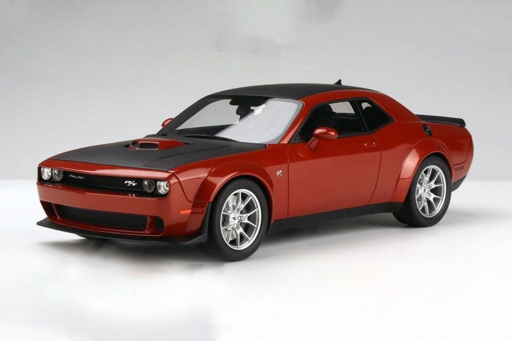 GTSpirit 1/18 - Dodge Challenger R/T Super Stock - Indigo Blue - Résine