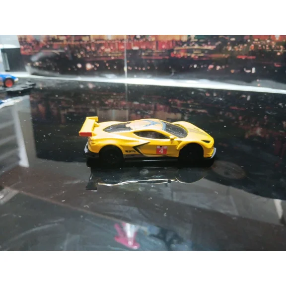 2020 Hot Wheels - Corvette C8R Yellow - 1:64 Diecast - No Box