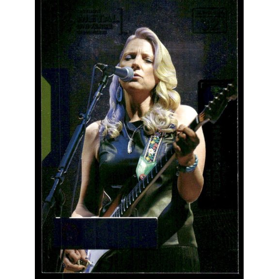 2021 SkyBox Metal Universe Champions Susan Tedeschi #32