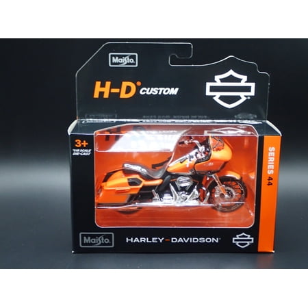 2022 22 CVO ROAD GLIDE HARLEY DAVIDSON MOTORCYCLE MAISTO SERIES 44 1/18 MODEL
