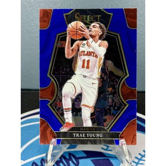 2022-23 Panini Select Trae Young #166 Blue (Retail Base) Atlanta Hawks NBA BASKETBALL Trading Card