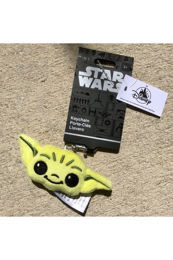 2022 Disney Parks Star Wars Galaxy's Edge Grogu Mandalorian Keychain Bag Charm