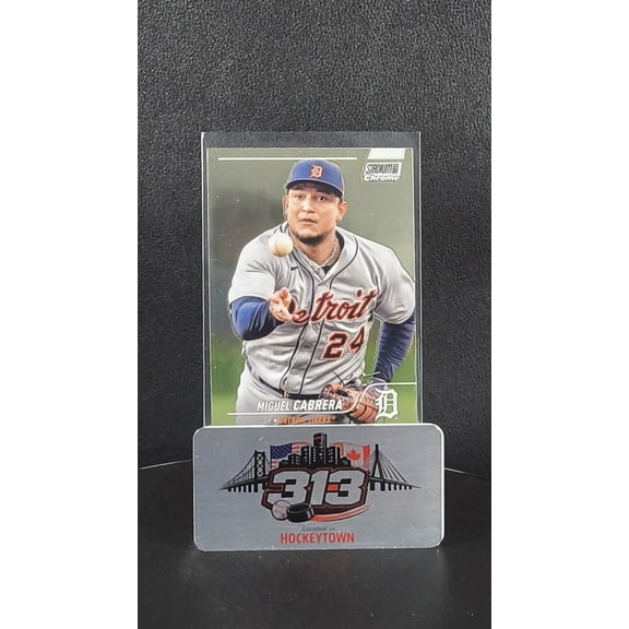 2022 Topps Stadium Club Chrome Miguel Cabrera Detroit Tigers #180 Baseball Card