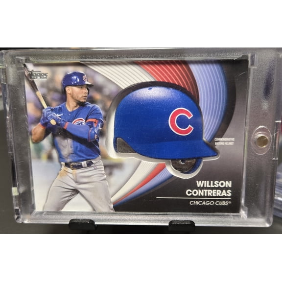 2022 Topps Topps Willson Contreras BH-WC Batting Helmet Commemorative Relic Chicago Cubs Baseball Card Chicago Cubs MLB Baseball Trading Card