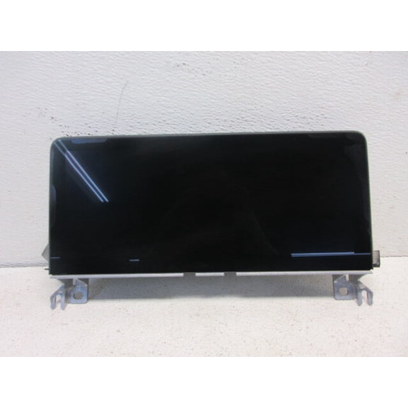 Pre-Owned 2023 BMW X4 Information Display Screen OEM LKQ - Verify Specific Vehicle Fitment In Description - (Good)