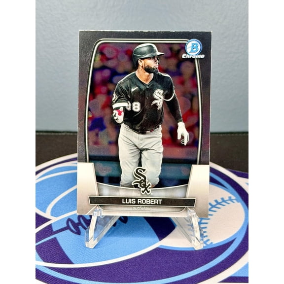 2023 Bowman Chrome Luis Robert #76 Chicago White Sox Baseball Card