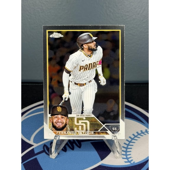 2023 Topps Chrome Fernando Tatis Jr. #129