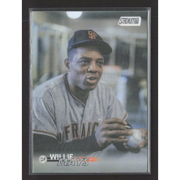 2023 Topps Stadium Club Willie Mays San Francisco Giants Rainbow Foilboard #10 17/25 Baseball Card