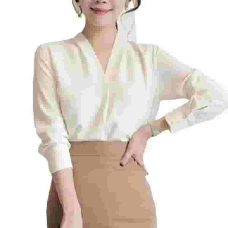 New Deep V-Neck Long-Sleeved Loose Chiffon Shirt New Deep V-Neck Long-Sleeved Loose Chiffon Shirt