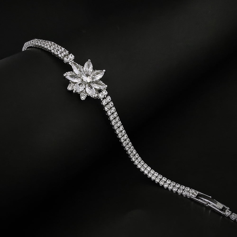 2024 New Designer Princess Bracelet Bangle for Women Anniversary Gift