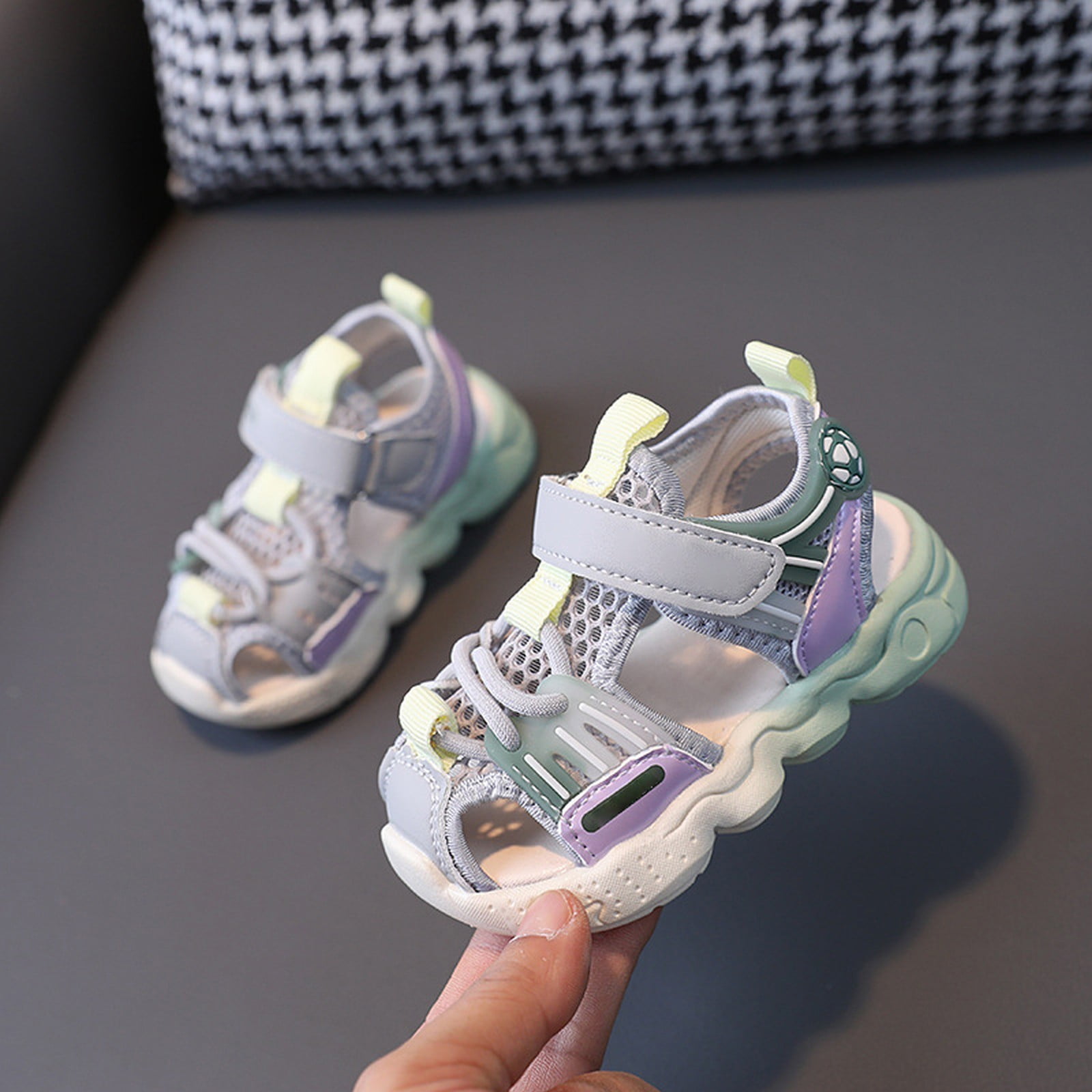 2024 New Summer Baotou Anti Kick Baby Girl Shoes 612 Months Children's