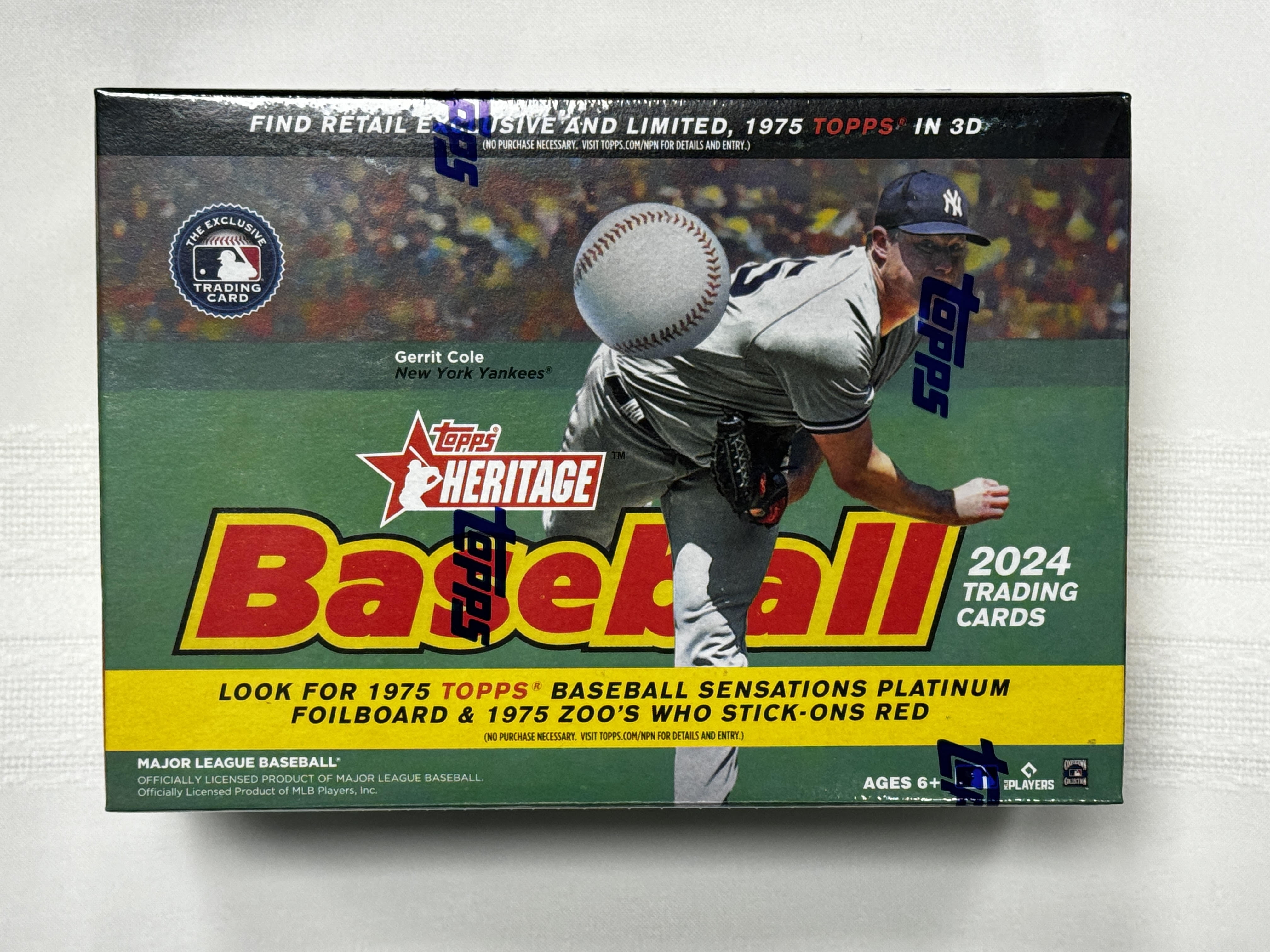 2024 Topps Heritage Baseball Giant Box