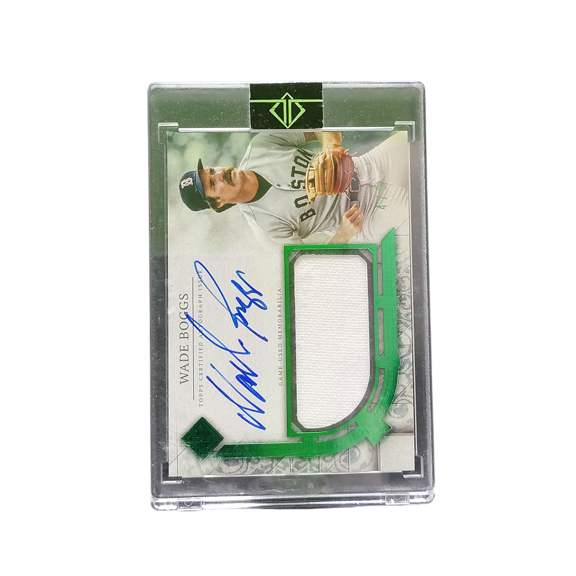 2024 Topps Transcendent Collection Wade Boggs Auto Green Relic Variation Game-Used Memorabilia #TCAR-WB Baseball Card