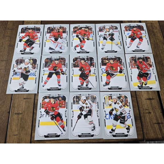2025-26 O-Pee-Chee OPC Chicago Blackhawks Base No SP Team Set (See Scan for players included) All Cards Pack Fresh, Hand Collated,