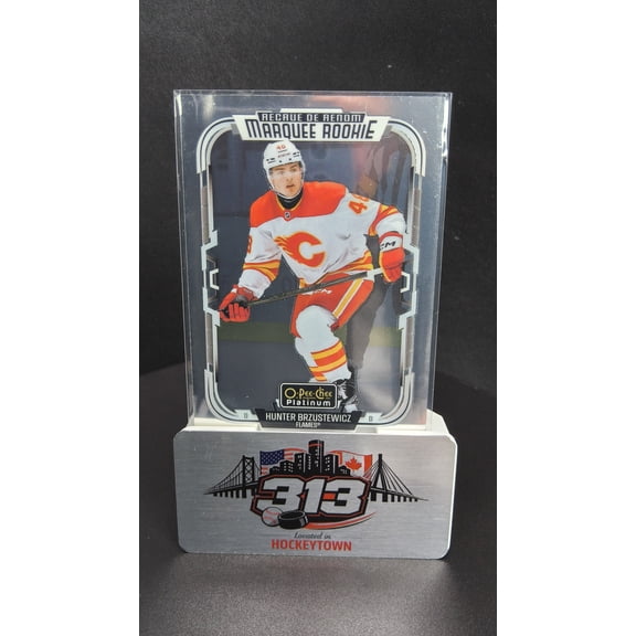 2025-26 O-Pee-Chee OPC Hockey Hunter Brzustewicz #212