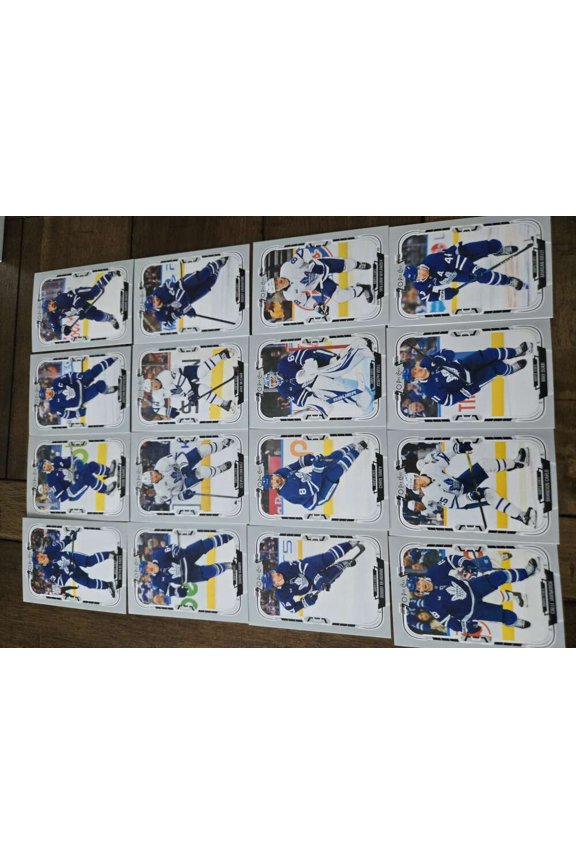 2025-26 O-Pee-Chee OPC Toronto Maple Leafs Base No SP Team Set (See Scan for players included) All Cards Pack Fresh, Hand Collated,