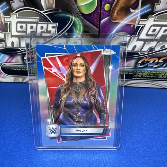 2025 Topps Chrome WWE Nia Jax #175 Red & Blue Refractor Parallel/Variety Base Set