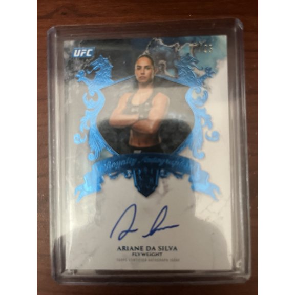 2025 Topps Royalty UFC Ariane Da Silva RY-AD Blue Parallel Rookie Auto Insert Card Autographed Mixed Martial Arts (MMA) Trading Card