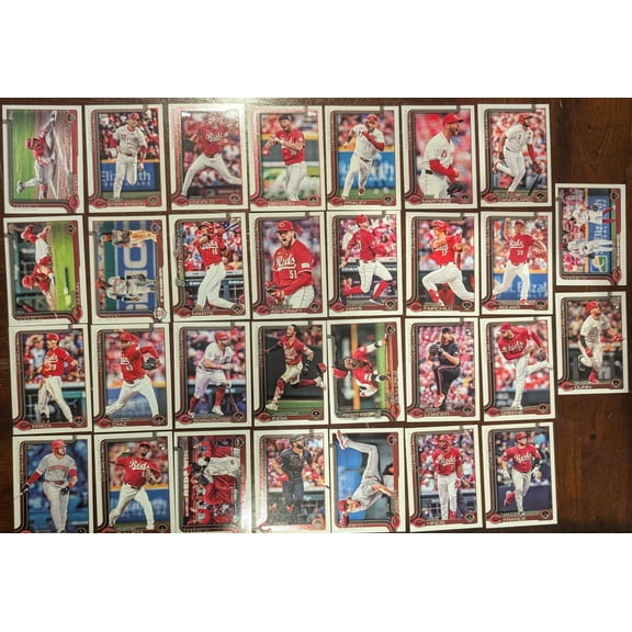 2025 Topps Series 1 + 2 Baseball Card Team Set 30 Cincinnati Reds Elly De La Cruz