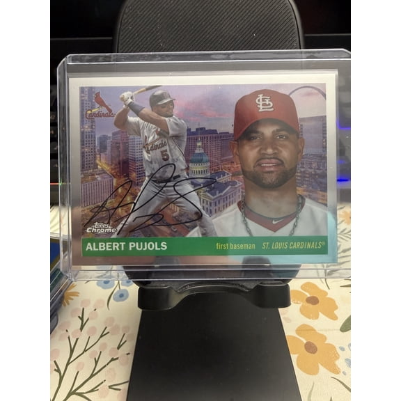2025 Topps Chrome Platinum City Nicely Centered Short Print #55CV-69 Albert Pujols Cardinals Baseball Card St. Louis Cardinals MLB Baseball Card