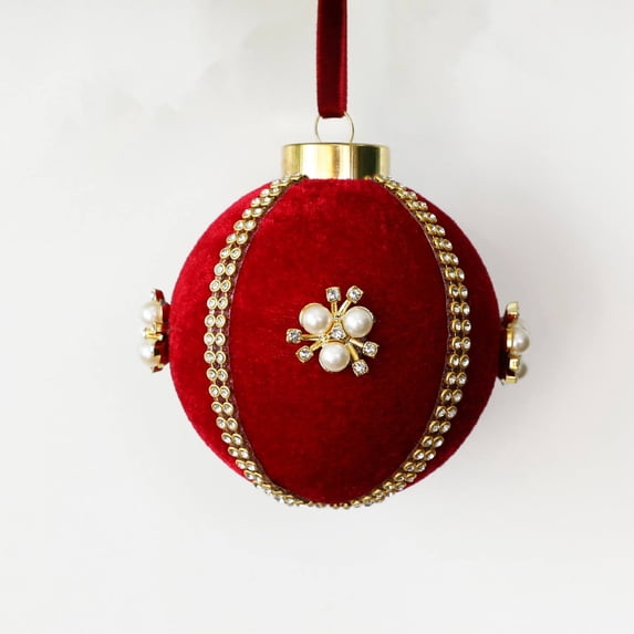 2026 Christmas Home Party Decoration 8CM Fabric-Covered Christmas Ball Ornaments Christmas Decorations With Rhinestones Window Display Hangings Christmas Celebration Party Supplies