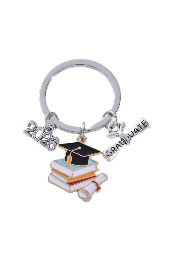 2026 Graduation Gift Bachelors Alloy Keychain Commemorative Key with Engraved 2026 Mortarboard for Keys Bag