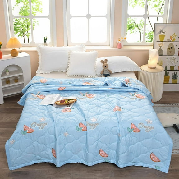 2026 New Lightweight Summer Comforter Q-Max>0.45 Cooling Blanket for Sensitive Skin Soft Microfiber Summer Comforter Perfect for Bed Couch Sofa Gifts for Women/Men
