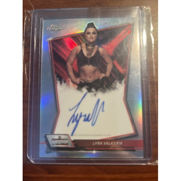 2026 Topps Chrome WWE Lyra Valkyria Refractor Raw WWE Autographed Wrestling Trading Card