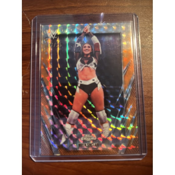 2026 Topps Chrome WWE Wren Sinclair #134 Orange Refractor Base Set Exclusive
