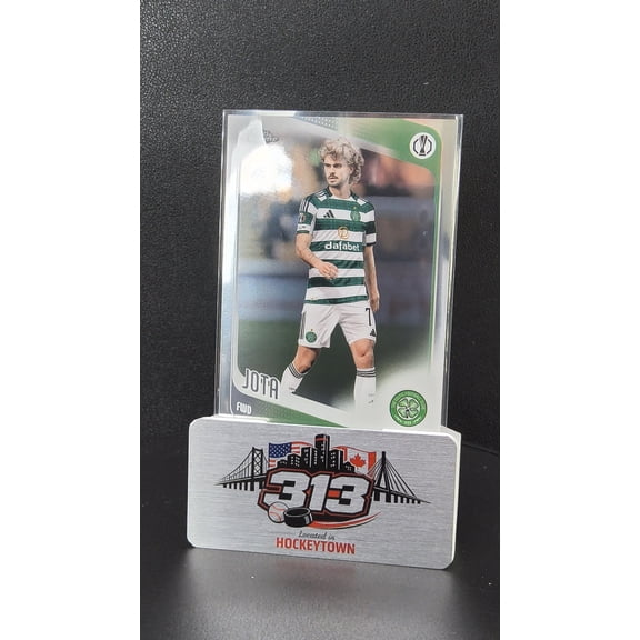 2025-26 Topps Chrome Jota #30