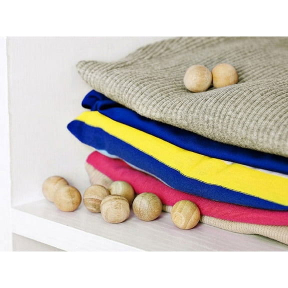 20Pcs 100% Natural Cedar Balls for Clothes Storages