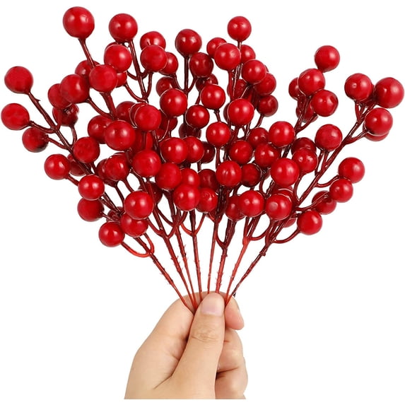20Pcs Christmas Red Berry Artificial Berry Stems 8inches Christmas Berry Decor Picks Christmas Wreath Decoration Supplies for Xmas Tree Crafts Gift Accessories for Christmas Party